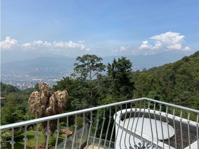 Casa de campo de alto standing de 2765 m2 en venta Medellín, Departamento de Antioquia