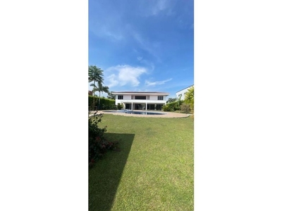 Casa de campo de alto standing de 2984 m2 en venta Pereira, Departamento de Risaralda