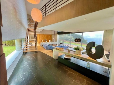 Casa de campo de alto standing de 3750 m2 en venta Medellín, Colombia