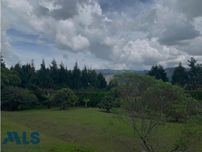 Casa de campo de alto standing de 6 dormitorios en venta Guarne, Departamento de Antioquia