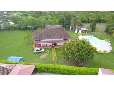 Cortijo de alto standing de 16800 m2 en venta Andalucía, Departamento del Valle del Cauca