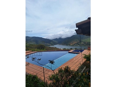 Cortijo de alto standing de 4000 m2 en venta Calima, Departamento del Valle del Cauca