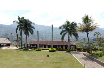 Cortijo de alto standing de 50000 m2 en venta Barbosa, Departamento de Antioquia