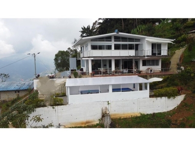 Exclusiva casa de campo en venta Bucaramanga, Colombia