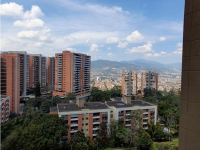 Piso de lujo de 190 m2 en alquiler en Envigado, Colombia
