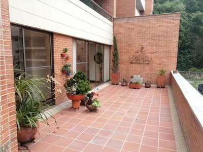 Piso exclusivo de 317 m2 en alquiler en Santafe de Bogotá, Bogotá D.C.