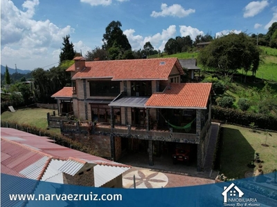 Vivienda exclusiva de 1050 m2 en venta Tenjo, Cundinamarca