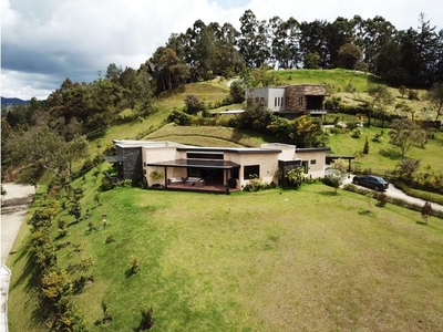 Vivienda exclusiva de 2371 m2 en venta Retiro, Departamento de Antioquia