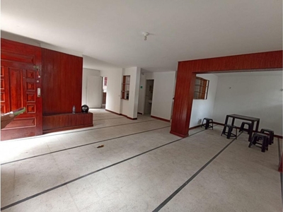 Vivienda exclusiva de 250 m2 en alquiler Medellín, Colombia