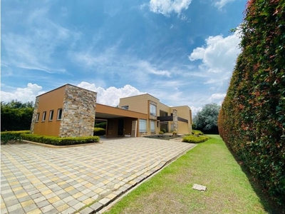 Vivienda exclusiva de 2970 m2 en venta Rionegro, Departamento de Antioquia