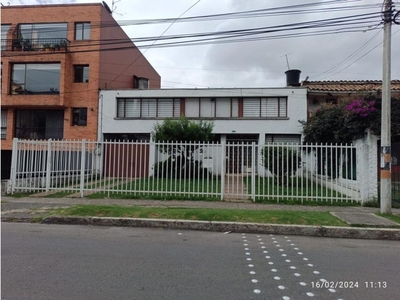 Vivienda exclusiva de 322 m2 en venta Santafe de Bogotá, Bogotá D.C.