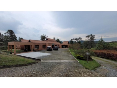 Vivienda exclusiva de 8600 m2 en venta Envigado, Colombia