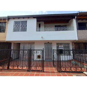 Arriendo Casa Unifamiliar En Medellín Sector San Pablo