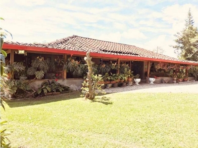 Cortijo de alto standing de 6400 m2 en venta La Ceja, Departamento de Antioquia