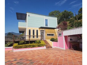 Cortijo de alto standing en venta Medellín, Departamento de Antioquia