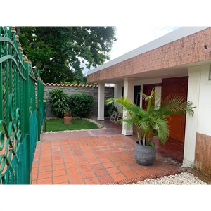 Casa En Venta En Barranquilla Paraíso. Cod 104543