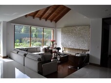 Vivienda exclusiva de 3200 m2 en venta Santafe de Bogotá, Colombia