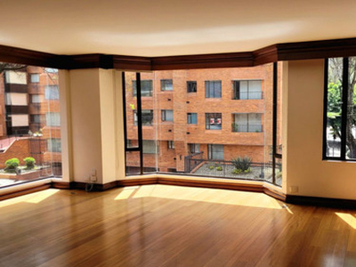 Apartamento En Arriendo En Bogotá El Retiro. Cod 12726
