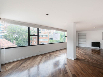 Apartamento En Venta En Bogotá El Nogal. Cod 12180