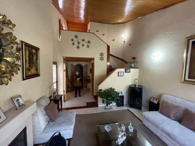 Casa En Venta En Bogotá Villa Del Prado. Cod 10096