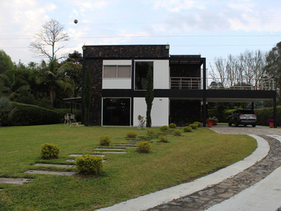 Casa En Venta En Rionegro, Sector De Llanogrande