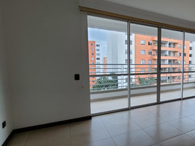 Venta Apartamento De 155mt2 En La Flora, Norte De Cali 10248.