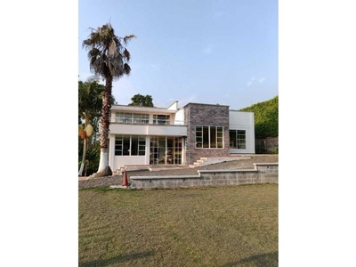 Casa de campo de alto standing de 10000 m2 en venta Pereira, Departamento de Risaralda