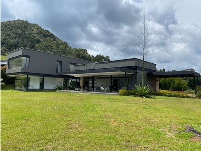 Casa de campo de alto standing de 3000 m2 en venta Rionegro, Departamento de Antioquia