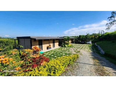 Casa de campo de alto standing de 6 m2 en venta Calarcá, Colombia