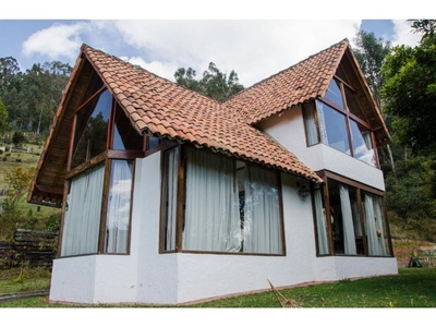 Casa rural de 23500 m2 en venta Madrid, Colombia
