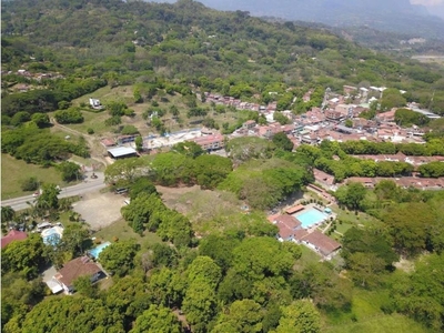 Terreno / Solar de 6000 m2 - La Pintada, Colombia