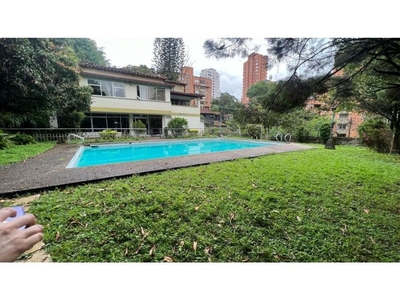 Vivienda de lujo de 1000 m2 en venta Medellín, Departamento de Antioquia
