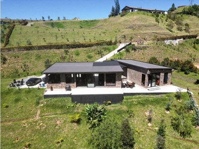 Vivienda exclusiva de 4025 m2 en venta Retiro, Departamento de Antioquia