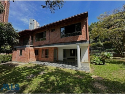 Vivienda exclusiva de 700 m2 en venta Envigado, Colombia