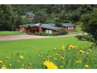 Exclusiva casa de campo en venta La Calera, Cundinamarca