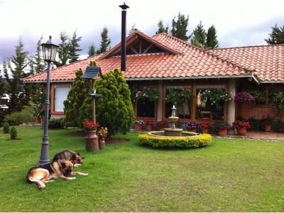Casa de campo de alto standing de 3 dormitorios en venta Envigado, Departamento de Antioquia
