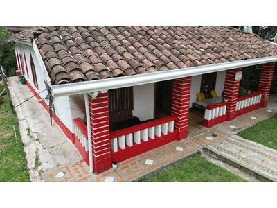 Terreno / Solar de 2341 m2 - Itagüí, Departamento de Antioquia