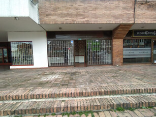 Local EN ARRIENDO EN Marly