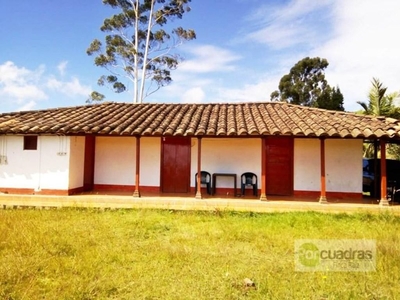 Villa / Chalet de lujo 99 m2 en venta, Guarne, Departamento de Antioquia