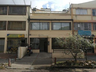 Casa En Arriendo En Bogotá La Magdalena-teusaquillo. Cod 109022