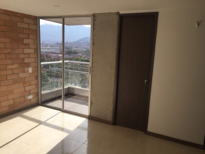 Apartamento en Arriendo Aguacatala (El Poblado),Medellín