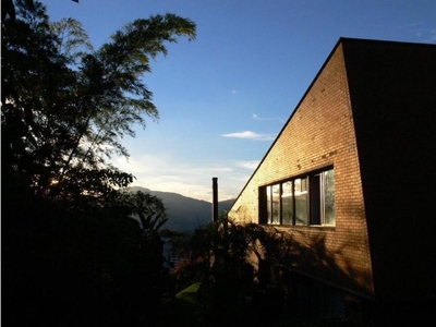 Casa de campo de alto standing de 1500 m2 en venta Medellín, Departamento de Antioquia