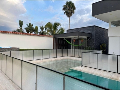 Casa de campo de alto standing de 2075 m2 en venta Pereira, Colombia