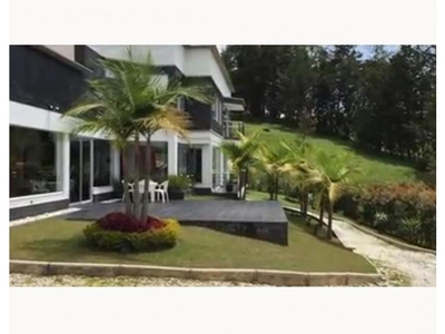 Casa de campo de alto standing de 2500 m2 en venta Carmen de Viboral, Departamento de Antioquia