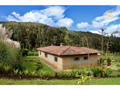 Casa de campo de alto standing de 44800 m2 en venta Guasca, Cundinamarca