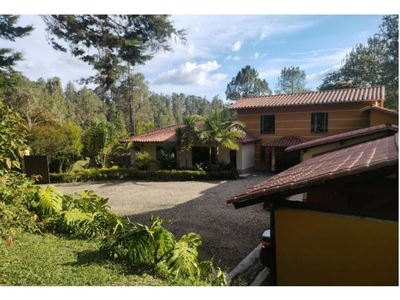 Vivienda de alto standing de 5350 m2 en venta Retiro, Departamento de Antioquia
