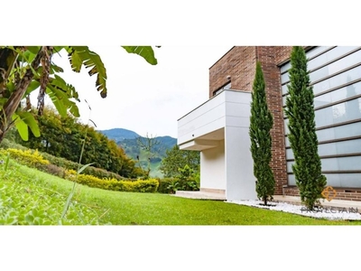 Vivienda de lujo de 1467 m2 en venta Envigado, Colombia
