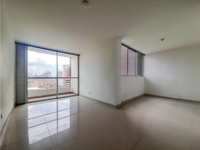 Apartamento en arriendo Loma Del Tesoro, Suroriente