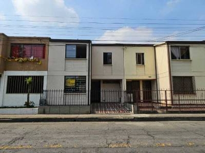Casa en venta en Álamos, Cali, Valle del Cauca
