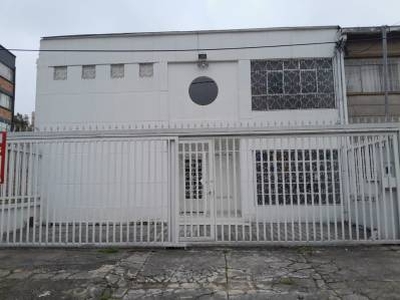 Casa en venta en San Luis, Bogotá, Cundinamarca